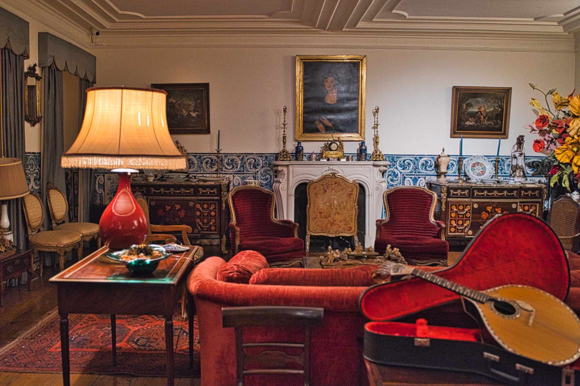 Fado guitar in the living room of Amália Rodrigues House Museum in Lisbon